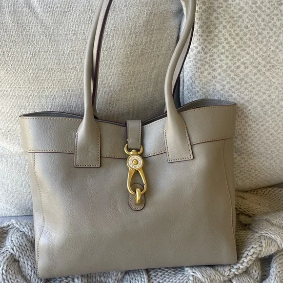 🤍🩶Dooney & Bourke Amelie Florentine Leather Shoulder Tote Bag -Light Taupe- - Picture 2 of 16